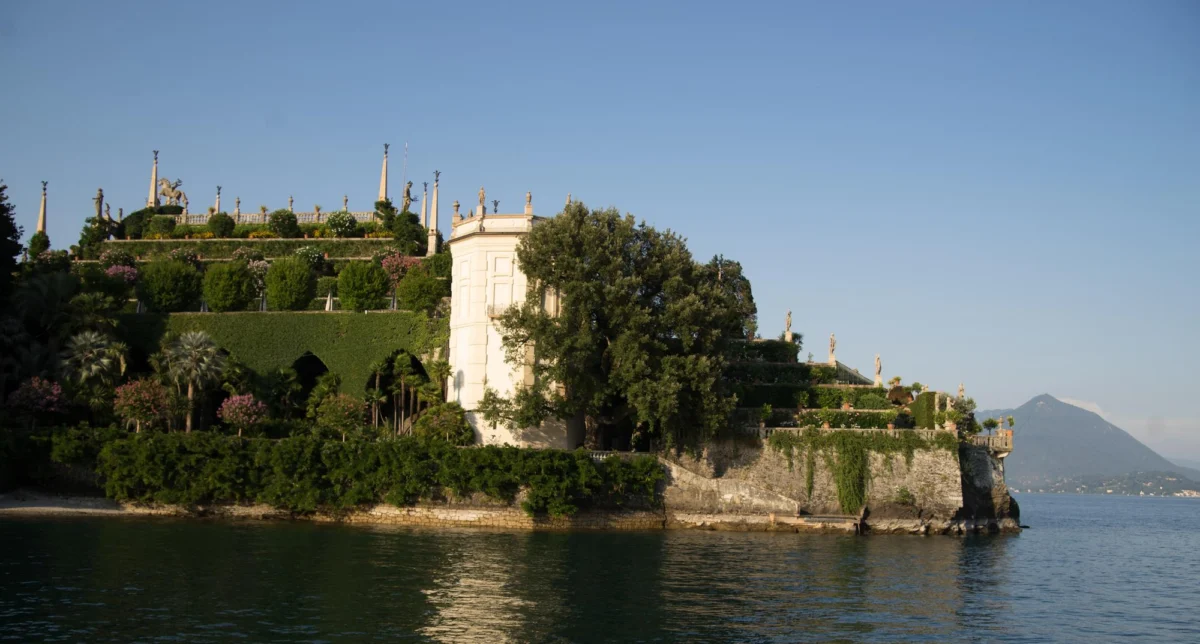 Góry i natura — Stresa i Jezioro Maggiore Piemont Włochy