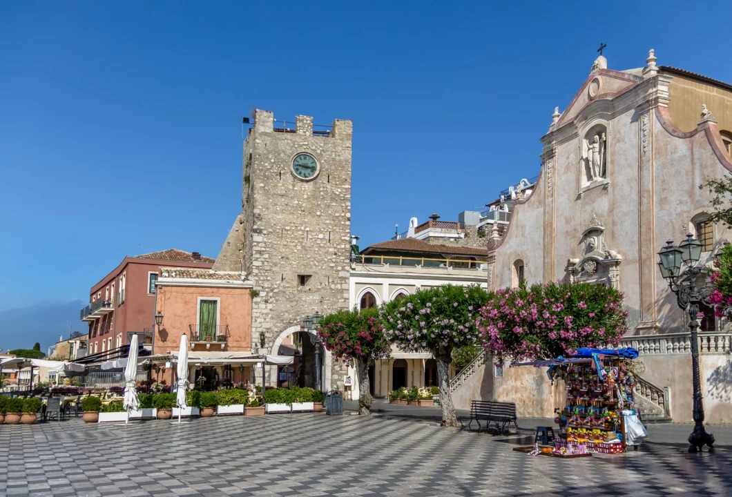 Góry i natura — Taormina Sycylia Włochy