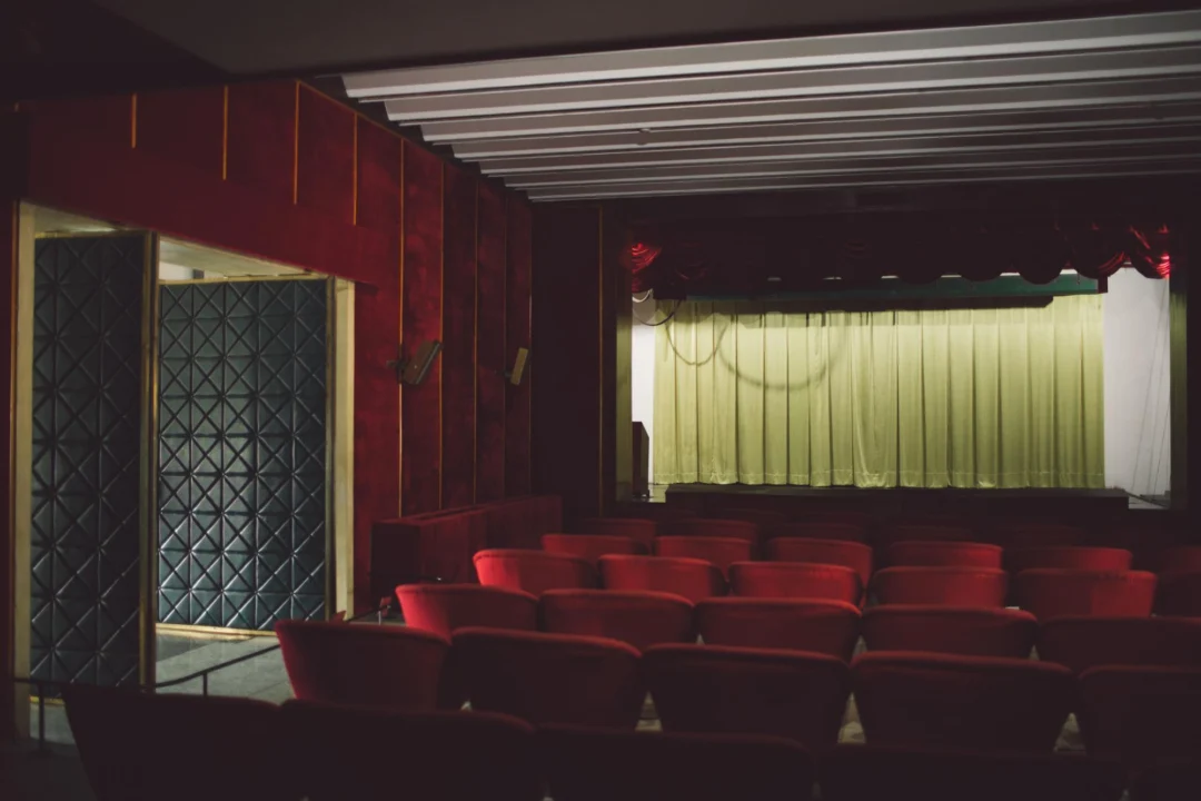Góry i natura — Teatr im. M. K. Čapka Karlove Vary Czechy