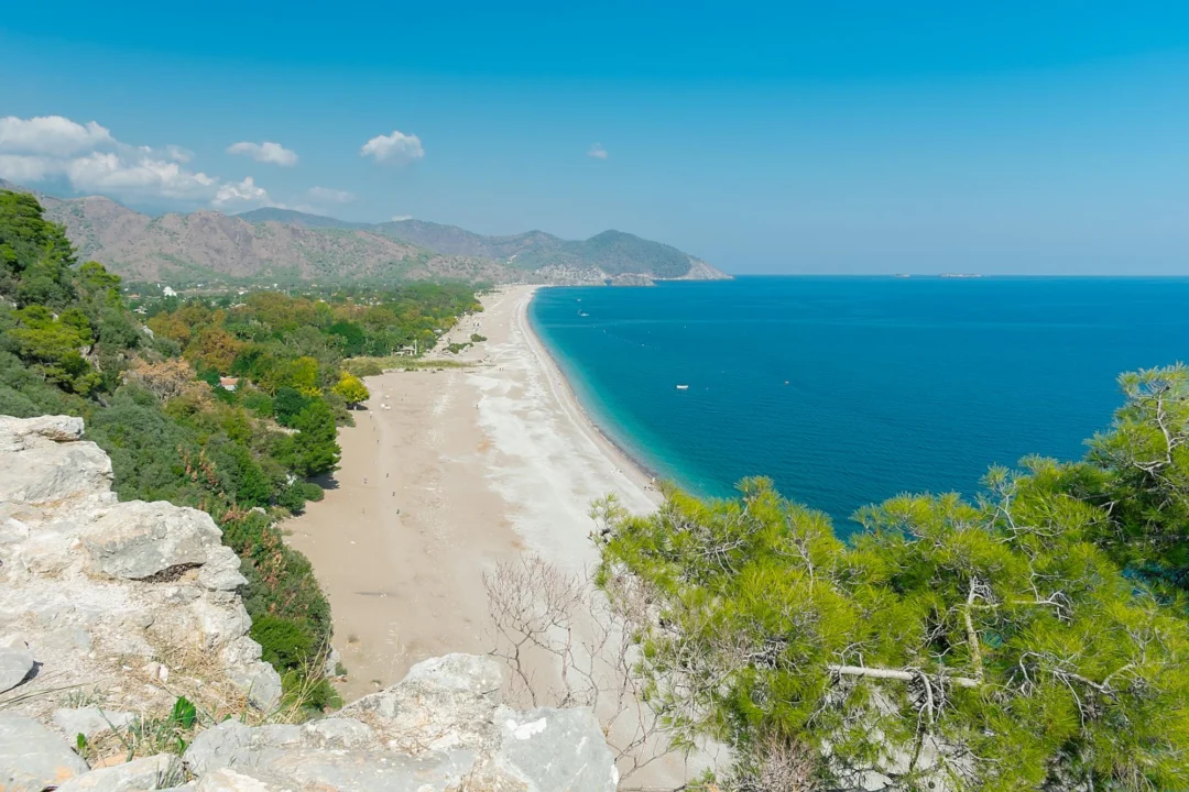 Plaża i wybrzeże — wakacje w Turcji