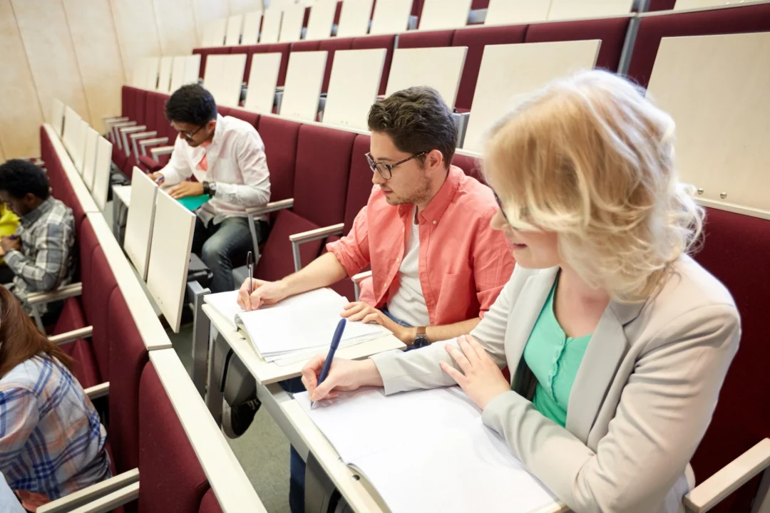 Kurort i widoki — Wiedeńska Aula Uniwersytecka Wiedeń Austria