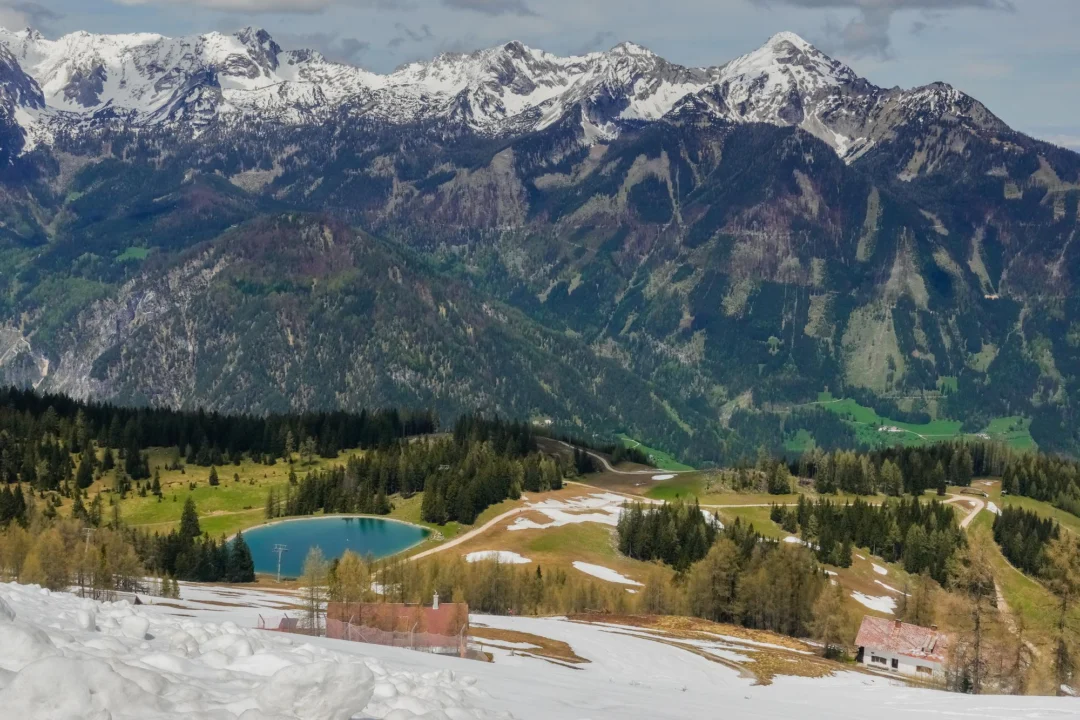 Góry i natura — Wodospad La Font del Bisbe Vallnord Andora