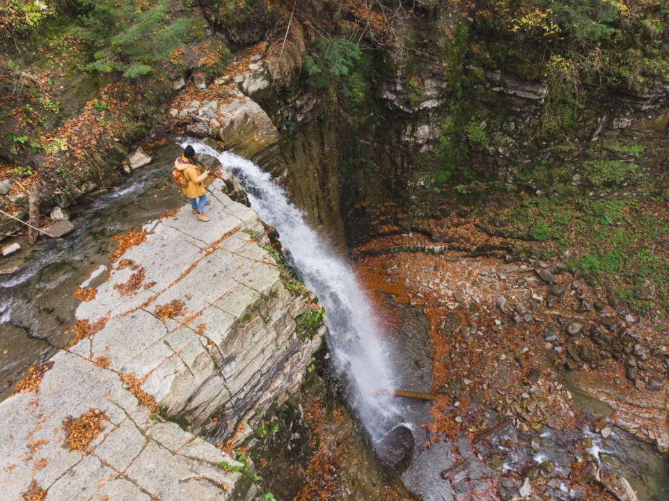 Góry i natura — Wodospady Koutsouri Skiathos Grecja