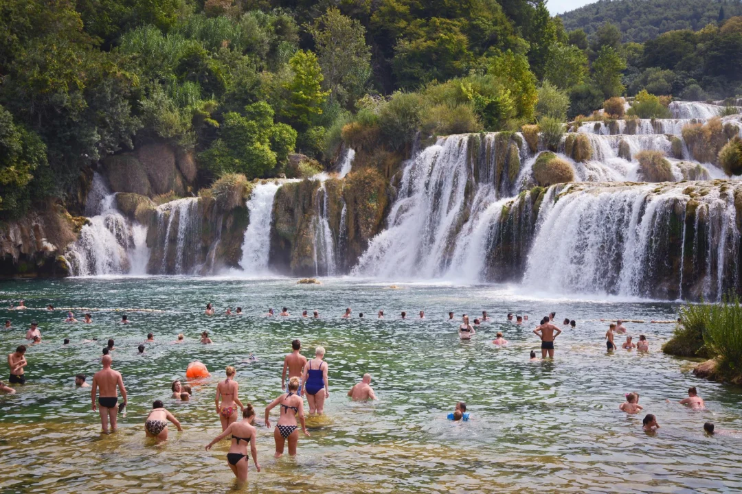 Góry i natura — Wodospady Kravica Dalmacja Południowa Chorwacja