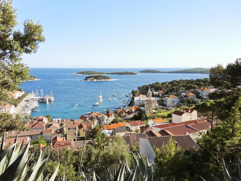 Góry i natura — Wyspa Hvar Chorwacja
