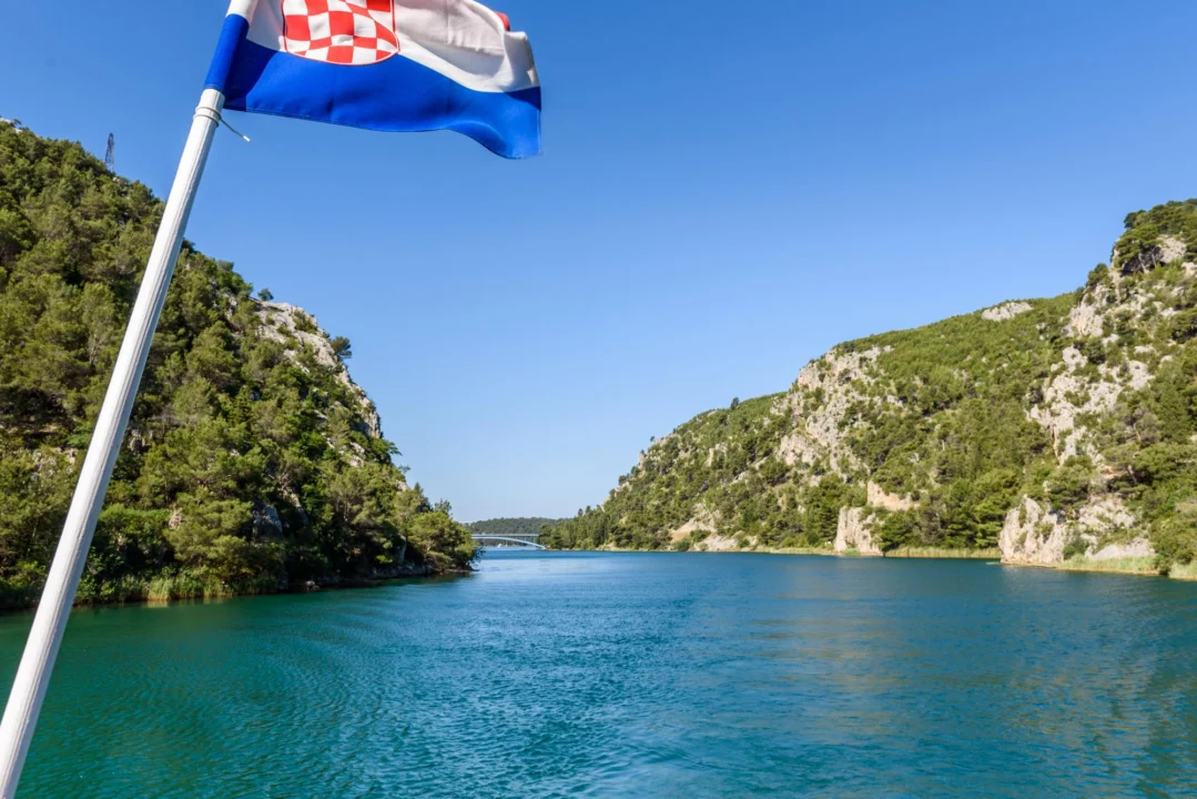 Góry i natura — Wyspa Pag Chorwacja