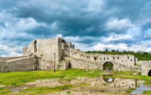 Plaża i wybrzeże — wakacje w Albania Centralna Albania