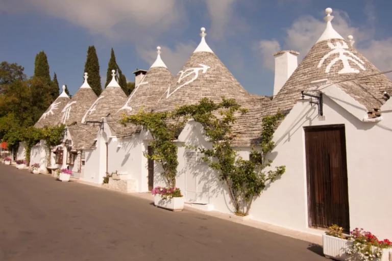 Plaża i wybrzeże — wakacje w Apulia Włochy