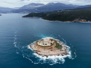 Plaża i wybrzeże — wakacje w Bułgarii