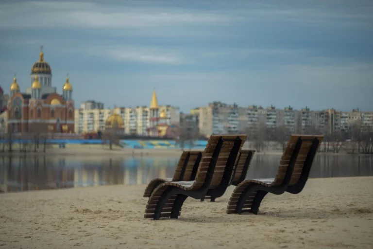 Plaża i wybrzeże — wakacje w Bułgarii
