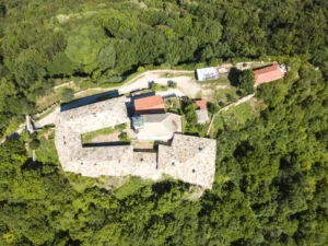 Plaża i wybrzeże — wakacje w Castello Aragonese Kalabria Włochy