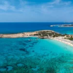 Plaża i wybrzeże — wakacje w Cyprze