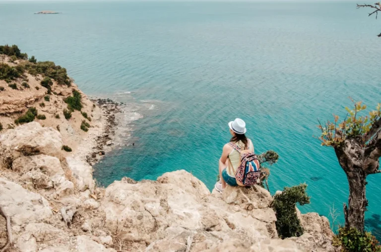 Plaża i wybrzeże — wakacje w Cyprze