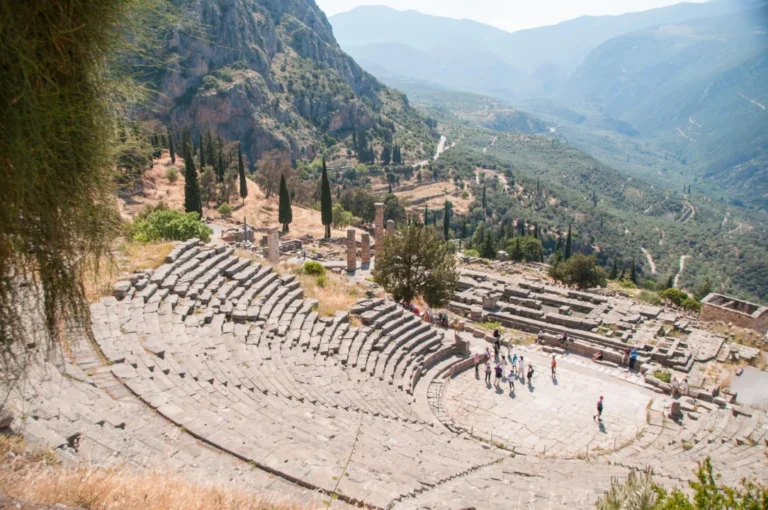 Plaża i wybrzeże — wakacje w Delphi Grecja