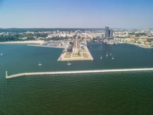 Plaża i wybrzeże — wakacje w Gdynia Marina Trójmiasto Polska