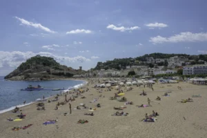 Plaża i wybrzeże — wakacje w Hiszpanii