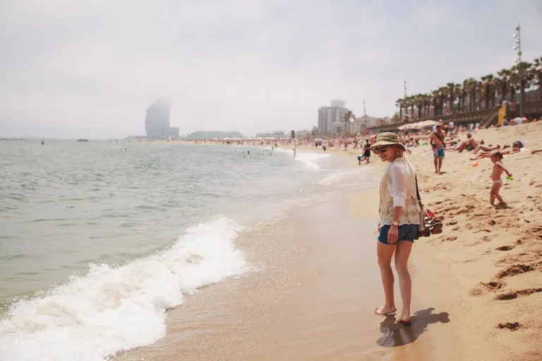 Plaża i wybrzeże — wakacje w Hiszpanii