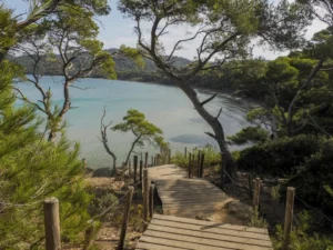 Plaża i wybrzeże — wakacje w Hiszpanii
