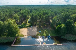Plaża i wybrzeże — wakacje w Jezioro Borzechowskie Kaszuby i Bory Tucholskie Polska