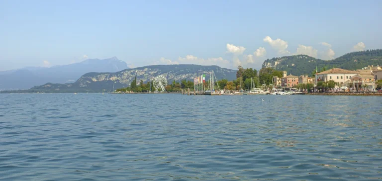 Plaża i wybrzeże — wakacje w Jezioro Garda Trentino Włochy