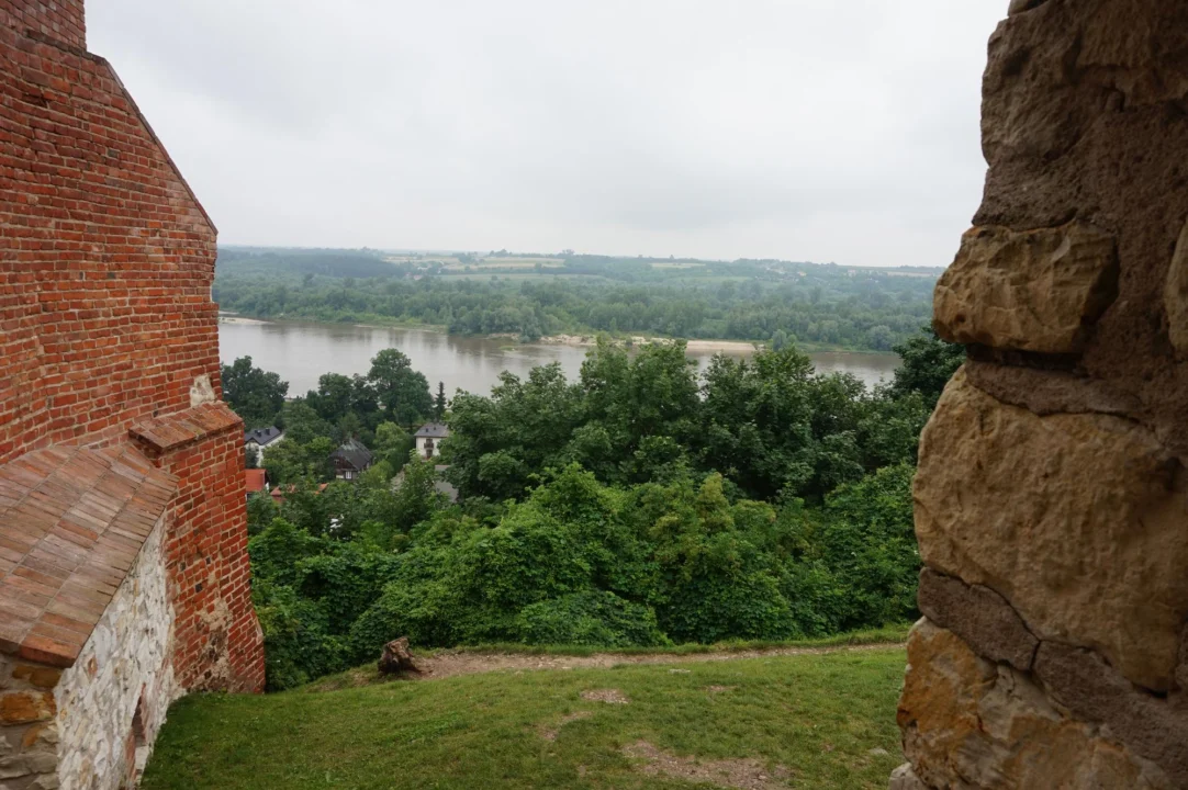 Kazimierski Park Krajobrazowy — przewodnik dla turystów