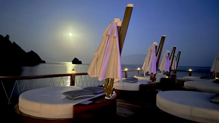 Plaża i wybrzeże — wakacje w Klub Nocny Cavo Paradiso Mykonos Grecja