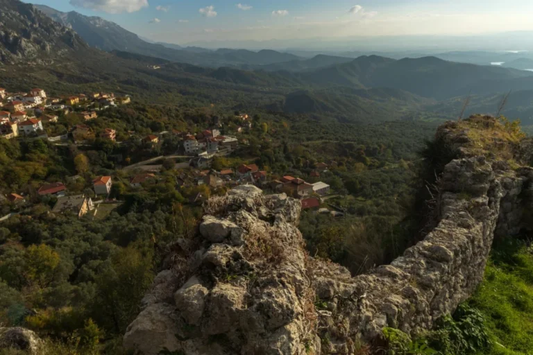 Plaża i wybrzeże — wakacje w Kruja Albania