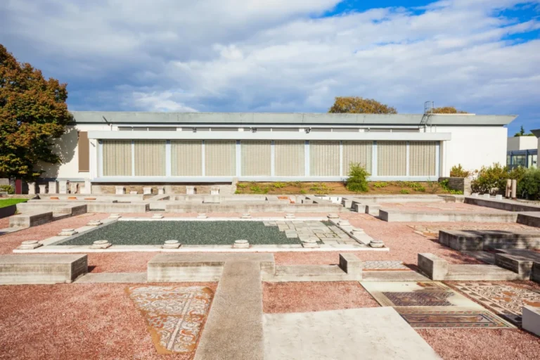 Plaża i wybrzeże — wakacje w Muzeum Archeologiczne Saloniki Grecja