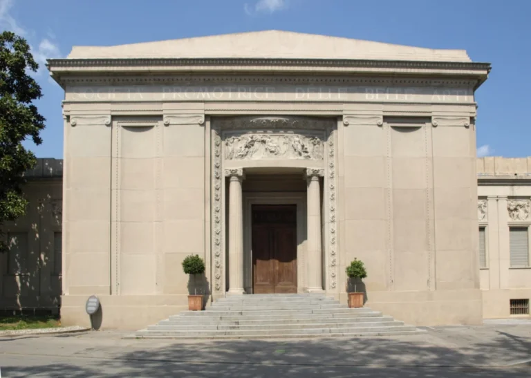 Plaża i wybrzeże — wakacje w Muzeum Archeologiczne w Dion Riwiera Olimpijska Grecja