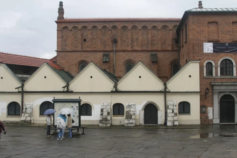 Plaża i wybrzeże — wakacje w Muzeum Dobrzyńskie w Czersku Kaszuby i Bory Tucholskie Polska