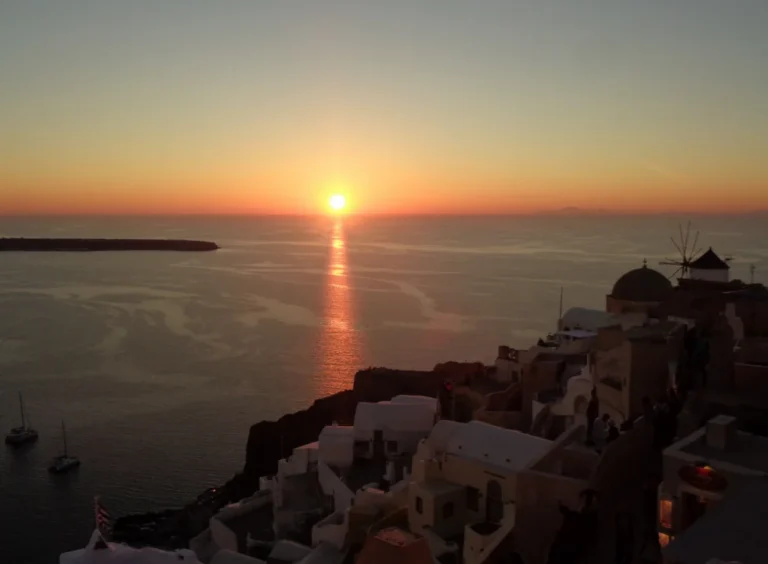 Plaża i wybrzeże — wakacje w Oia Santorini Grecja