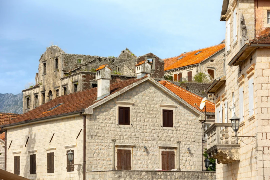 Omiš — przewodnik dla turystów