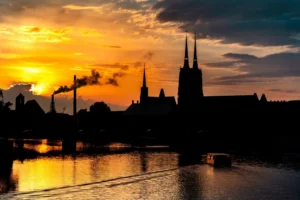 Plaża i wybrzeże — wakacje w Ostrów Tumski Wrocław Polska