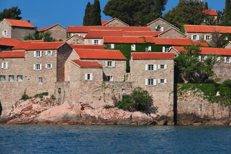 Plaża i wybrzeże — wakacje w Paleokastritsa Korfu Grecja