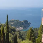 Plaża i wybrzeże — wakacje w Paleokastritsa Monastery Korfu Grecja