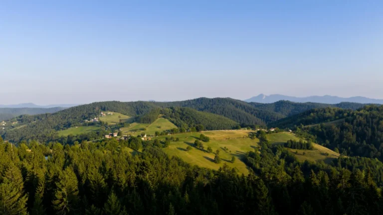 Plaża i wybrzeże — wakacje w Panorama Beskidów — niezapomniane widoki Beskidy Zachodnie Polska