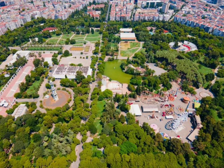Plaża i wybrzeże — wakacje w Park Kultury Izmir Turcja