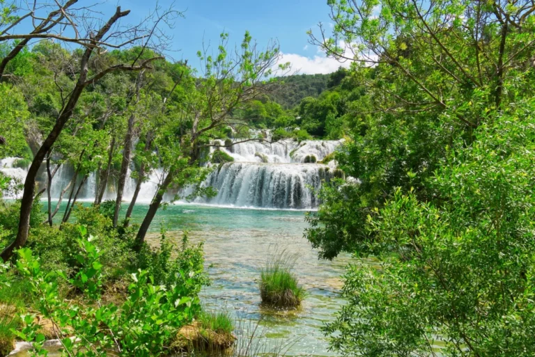 Plaża i wybrzeże — wakacje w Park Narodowy Krka Chorwacja