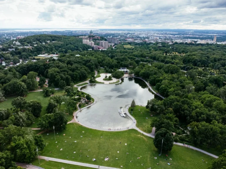 Plaża i wybrzeże — wakacje w Park Retiro Madryt Hiszpania