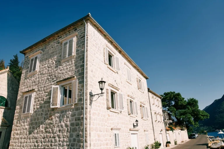 Plaża i wybrzeże — wakacje w Perast Czarnogóra