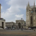 Plaża i wybrzeże — wakacje w Piazza del Duomo Mediolan Włochy
