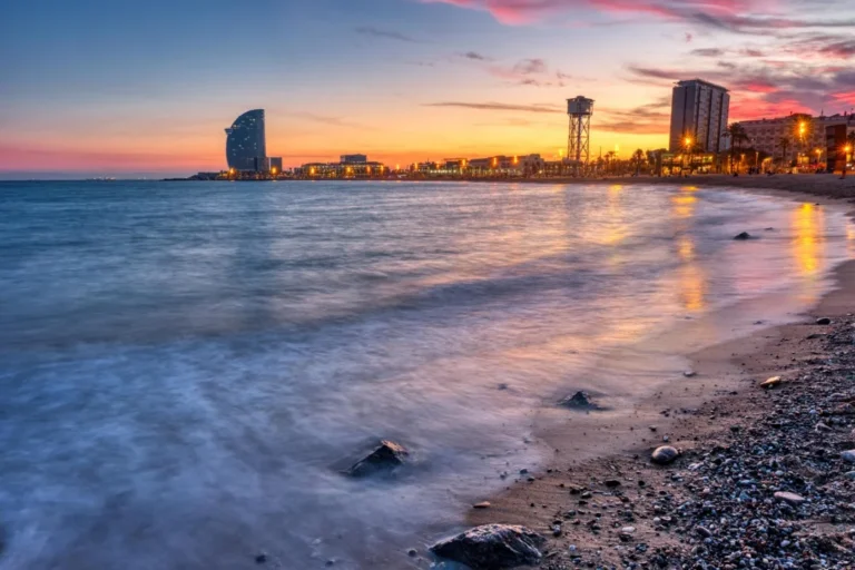 Plaża i wybrzeże — wakacje w Plaża Barceloneta Barcelona Hiszpania