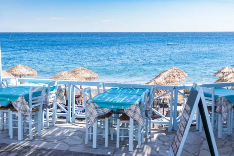 Plaża i wybrzeże — wakacje w Plaża Kamari Santorini Grecja