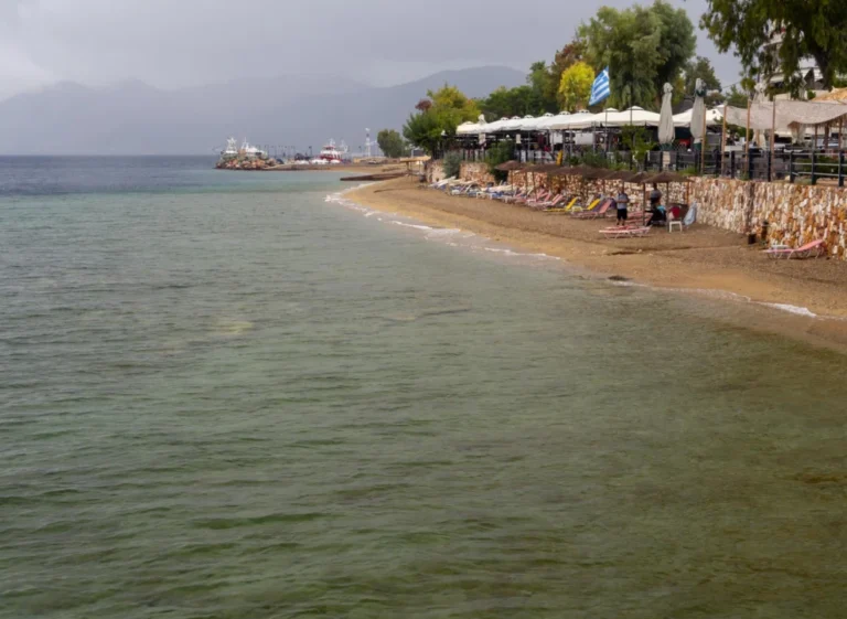 Plaża i wybrzeże — wakacje w Plaża Katerini Evia Grecja