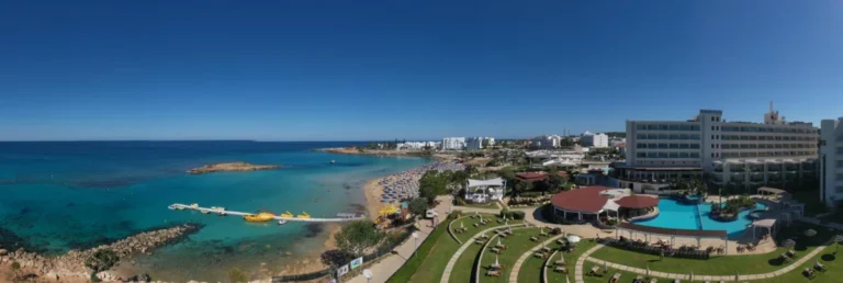 Plaża i wybrzeże — wakacje w Plaża Nissi Ayia Napa Cypr