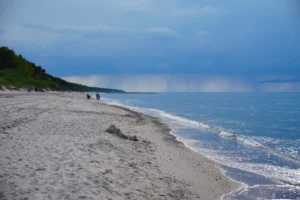 Plaża i wybrzeże — wakacje w Pobierowo Wybrzeże Zachodnie Polska