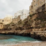 Plaża i wybrzeże — wakacje w Polignano a Mare Apulia Włochy