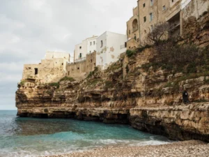 Plaża i wybrzeże — wakacje w Polignano a Mare Apulia Włochy