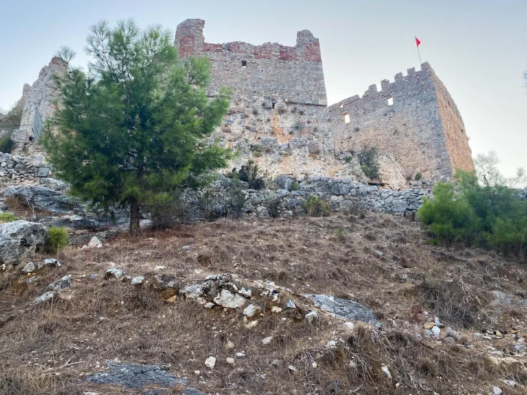 Plaża i wybrzeże — wakacje w Ruiny zamku Syedra Alanya Turcja