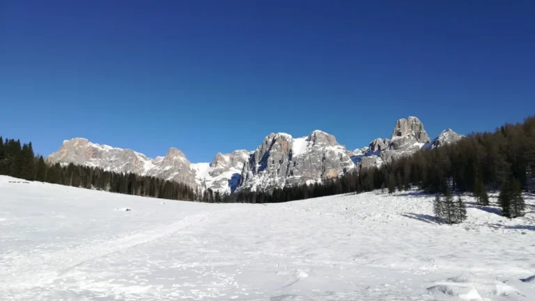 Plaża i wybrzeże — wakacje w San Martino di Castrozza Trentino Włochy